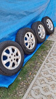 Predám 4x hliníkové disky + letné pneumatiky 195/65 R15 - 5
