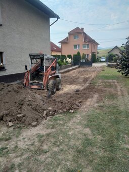 Ponúkam zemné práce šmikovym nakladačom locust 752 - 5