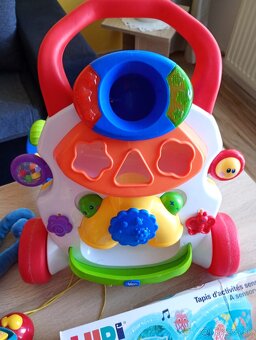 Detské chodítko plus hračky - 5