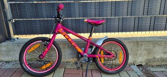 Dievčenský detský bicykel značky CUBE - 5