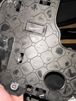 plasty z interieru VW golf 5 combi 2009 - 5