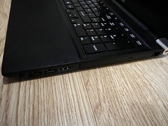 Notebook Toshiba Tecra R850 i7 procesor nova baterka - 5