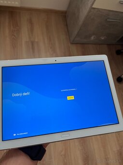 Predam tablet Lenovo P10 64GB - 5