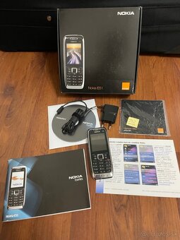Nokia E51 - 5