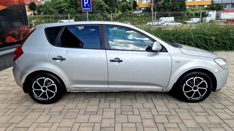 Kia Ceed 1.6 crdi - 5