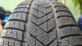 Zimné pneu 245/50 R19 --- PIRELLI RSC - 5