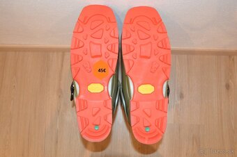 skialpové lyžiarky Nordica č.37,5 (vnútro je 23,5cm) - 5