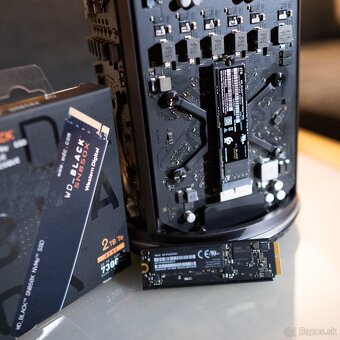 MACPRO 10 JADRO XEON - 64 GB RAM - 2 TB SSD - 5