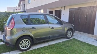 Renault Scénic 1.6 benzín - 5