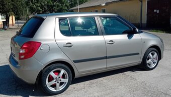 ŠKODA FABIA 2 1.2 TSI 63 KW - 5