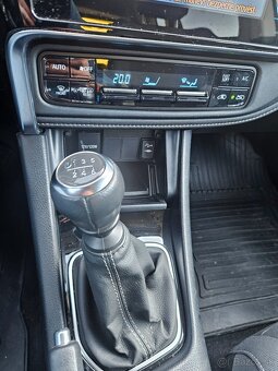 Predam: Toyota Auris 1.2 Turbo Active 2016 - 5
