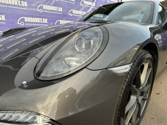 Porsche 911 Carrera - 5