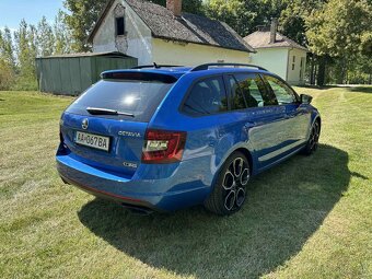 Škoda Octavia Combi 2.0 TDI RS DSG 4x4 - 5