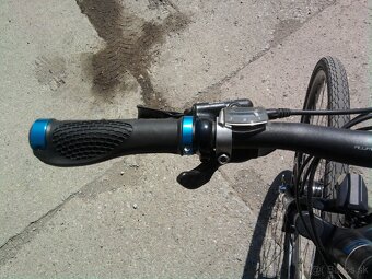 Predam crossovy bicykel znacky Bulls street flyer - 5