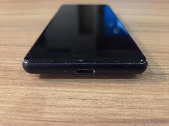 Sony Xperia XZ2 Compact - 5
