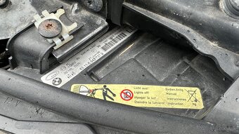 Predné svetla xenon bmw e90/91 predfacelift - 5
