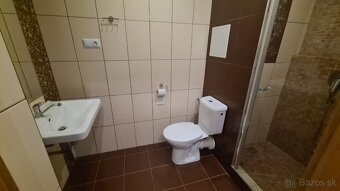 2-izbový byt s balkónom v najlepšej lokalite Dolného Kubína - 5