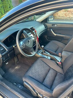 Honda Accord VII 2.0 - 5