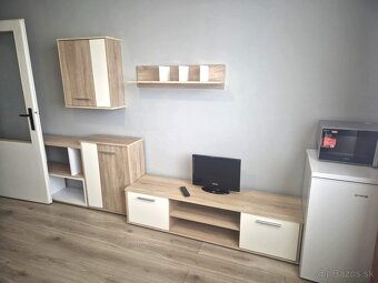 PREDAJ - Prerobená a zariadená garsónka na Gazdovskej ulici - 5