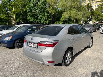 Toyota Corolla 1.6 Valvematic (2018) - 5