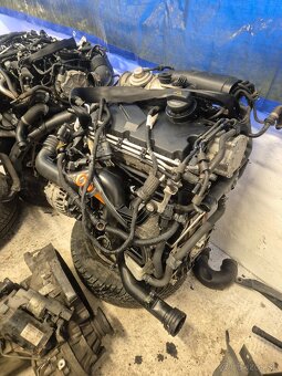Predám kompletný motor 1.9tdi 77kw BXE - najazd220tis- - 5