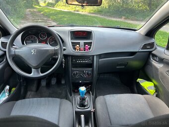 Peugeot 207 1.4 - 5