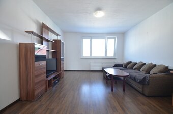 EXKLUZÍVNE NA PRENÁJOM PEKNÝ 3 IZBOVÝ BYT NA PODVRŠKOCH - 5