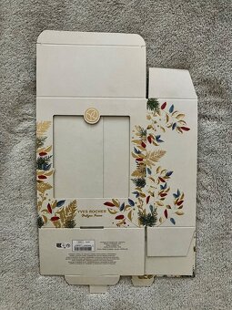 Granátové jablko a magnólia - 5