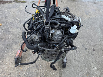 -----NISSAN RENAULT 1.3 TCe Mild Hybrid----- - 5