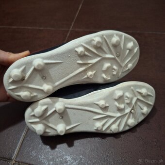 Chlapčenské kopačky Decathlon, veľkosť 28 - 5