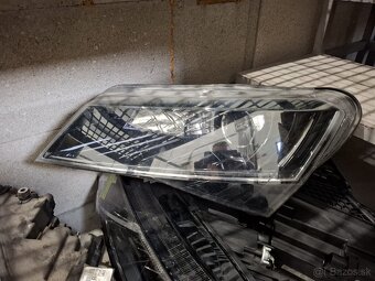 Predné svetlomety na Škoda Superb B - 5