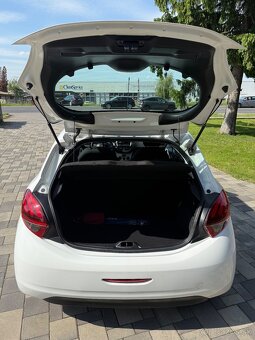 Peugeot 208 1.2 - 5