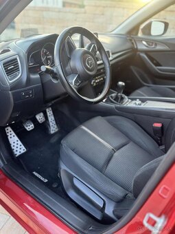 Mazda 3 - 5