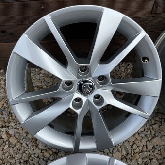 Orig. hlinikove disky skoda octavia 3 lift - 5