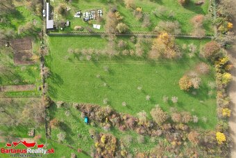 BartanusReality - Na predaj pozemok pre výstavbu rodinných d - 5