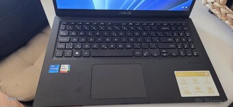 ASUS Vivobook - 5