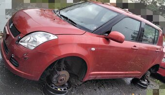 Suzuki SWIFT 1.3 2007 predám DVERE, MOTOR M13A, PREVODOVKA a - 5
