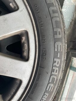 205/55r16 - 5