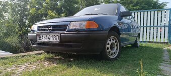 Opel Astra F - 5