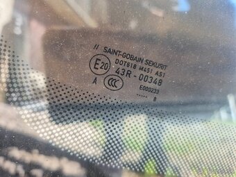 Predám čelné sklo pre Škoda Superb 3 III 2015-2019 - 5