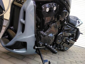 Harley Davidson V-ROD MUCLE CARBON EDITION - 5
