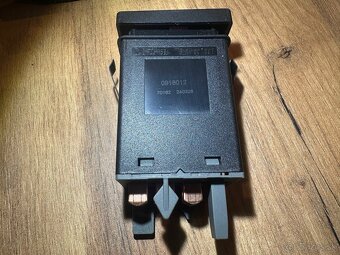 Metzger - Vypínač výstražných smeroviek - 5