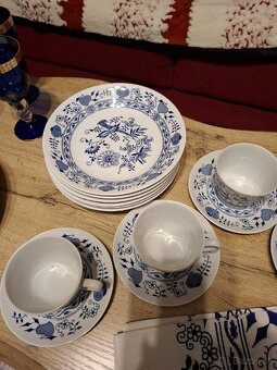 Cibulák taniere a šálky - 5