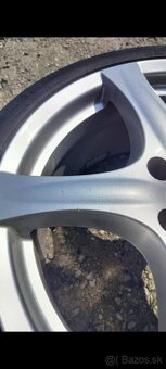 elektrony Toyota s pneumatikami - 5