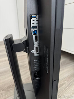 23,8" Dell P2418D - 5