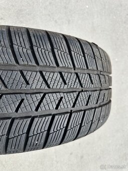 Zliatinové disky 235/55 R17 + 2 sady pneu (VW T5, T6) - 5