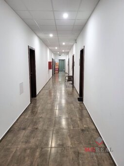 Priestor na prenájom - Topoľčany - centrum - 5