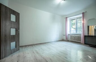 3-izbový byt vhodný na rekonštrukciu s parkovaním a záhradou - 5