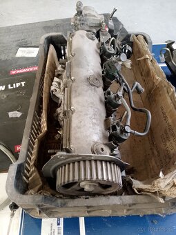 Renault Megan 2 hlava valcov 1.9 DCI 88kw - 5