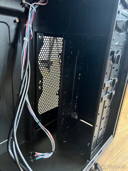 PC skrinka Cooler Master Force 500 ATX - 5